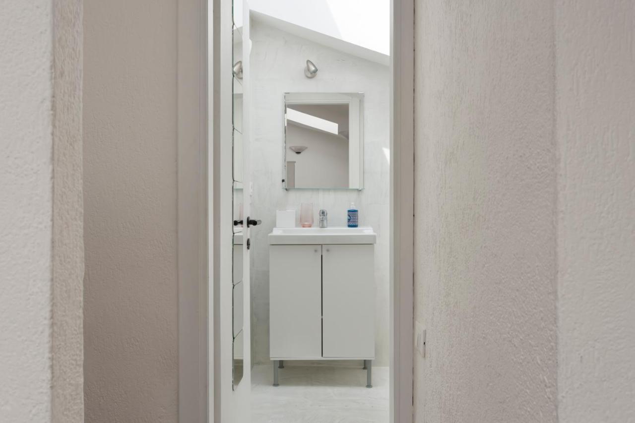 1 Bedroom Apt - Duomo 4 밀라노 외부 사진
